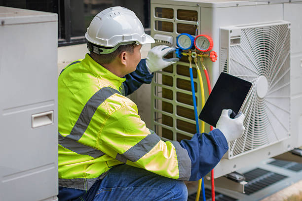 Professional Emergency Hvac Repair technician working in Morristown, NJ